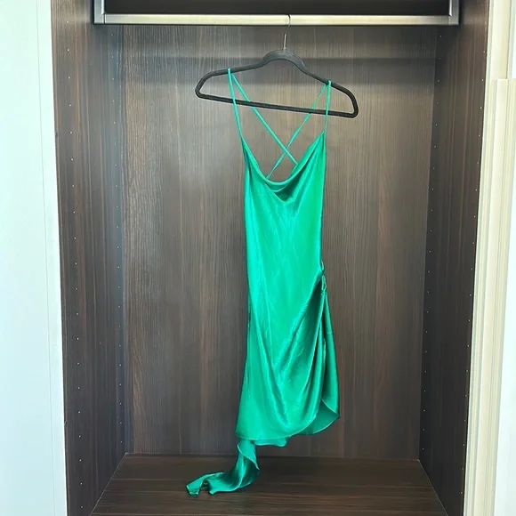 Amanda Uprichard | Dresses | Amanda Uprichard Green Silky Dress | Poshmark